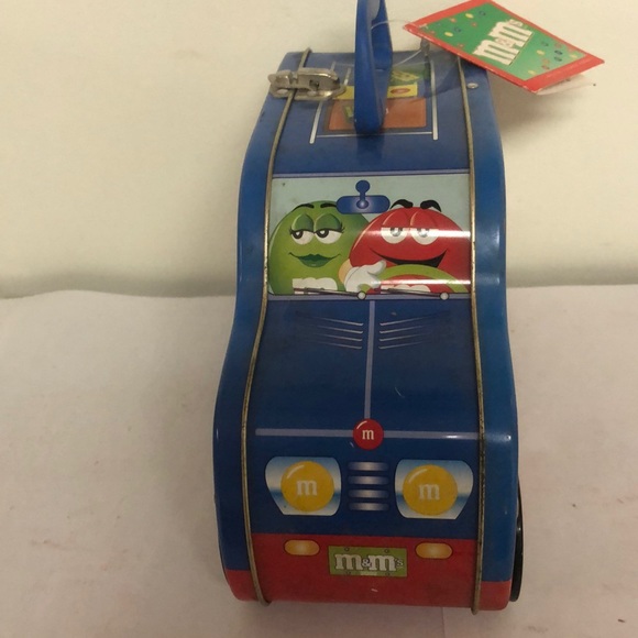 M&M Memorabilia - Picture 4 of 7